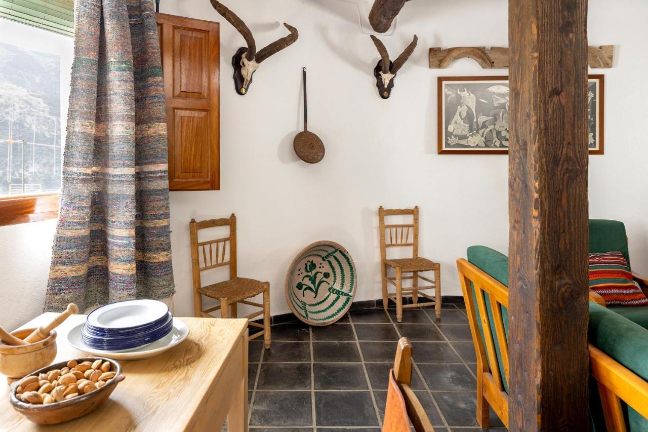 Casa Rural El Fuerte De Atabuey Trevélez Buitenkant foto