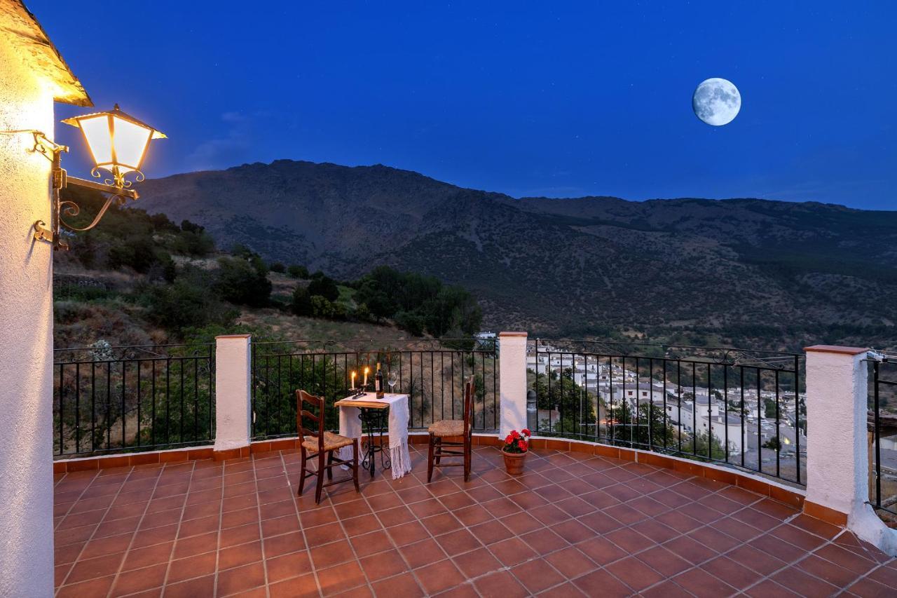 Casa Rural El Fuerte De Atabuey Trevélez Buitenkant foto