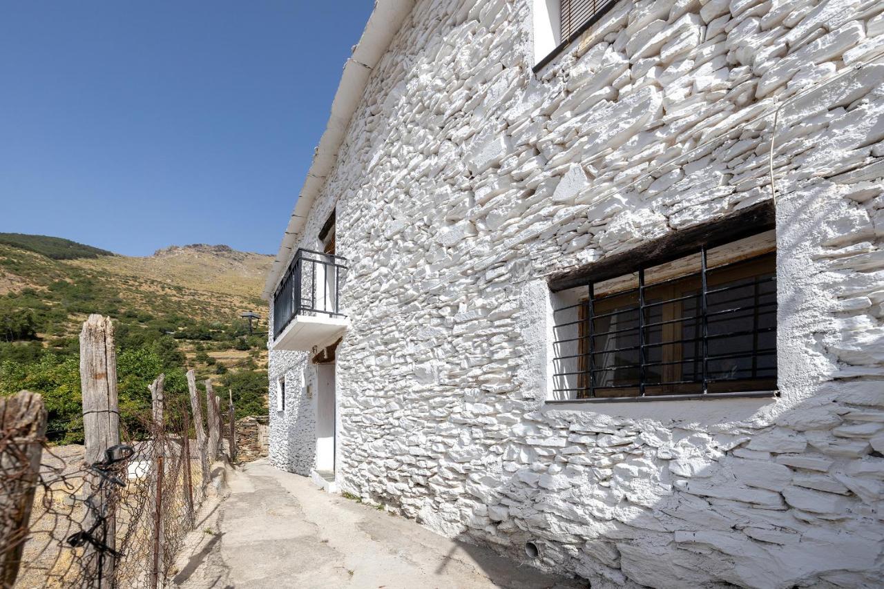 Casa Rural El Fuerte De Atabuey Trevélez Buitenkant foto