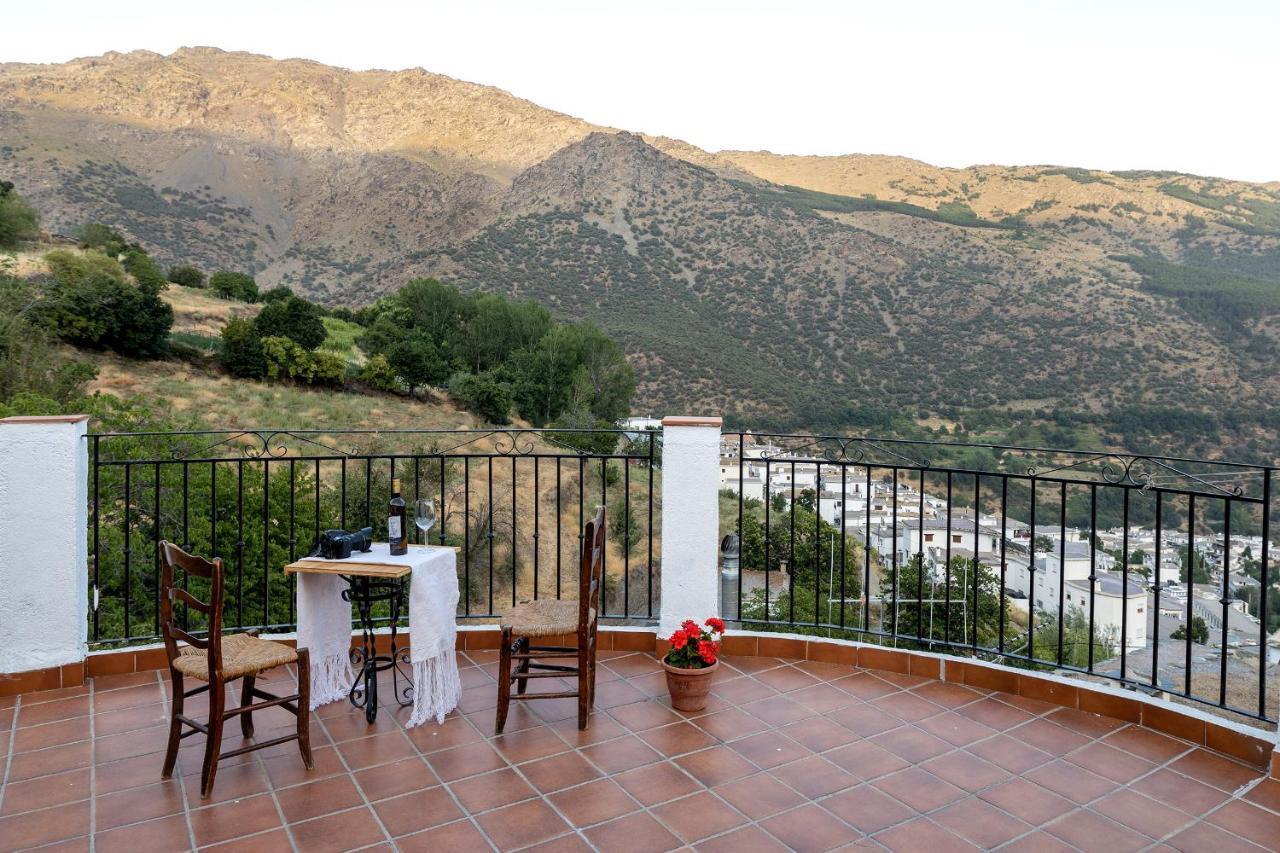 Casa Rural El Fuerte De Atabuey Trevélez Buitenkant foto